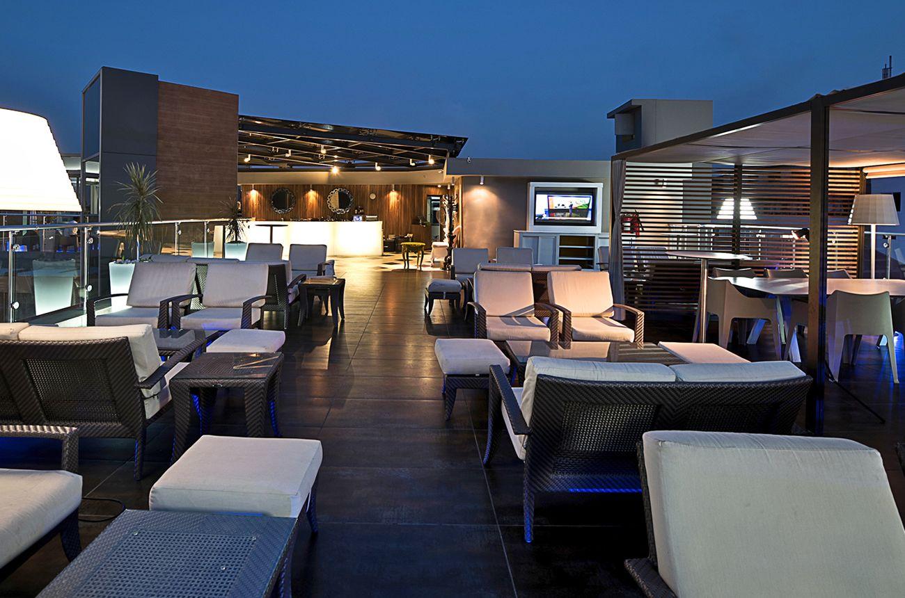 Fahrenheit Rooftop Lounge